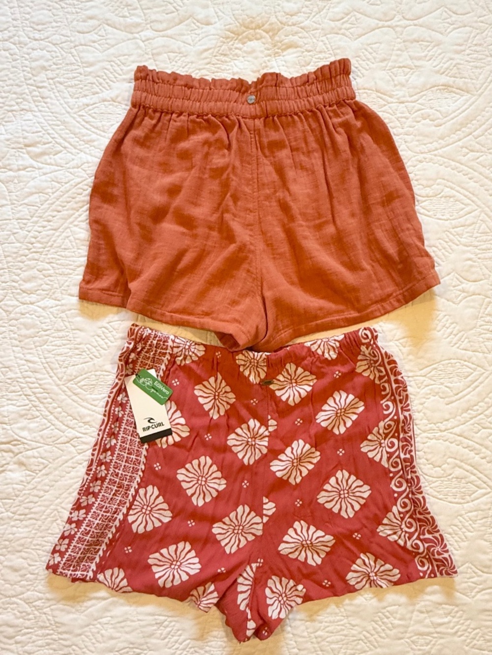 NEW Roxy and Rip Curl Shorts - Picture 2 of 2